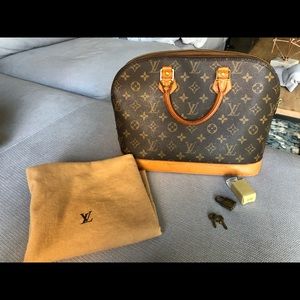 Authentic Louis Vuitton Alma